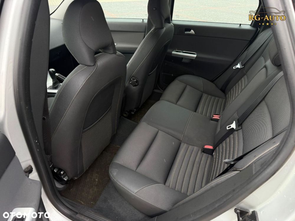 Volvo V50 - 26