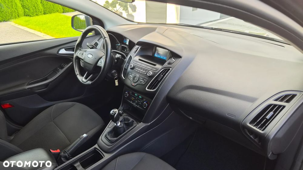 Ford Focus 1.0 EcoBoost STart-Stopp-System TITANIUM - 8