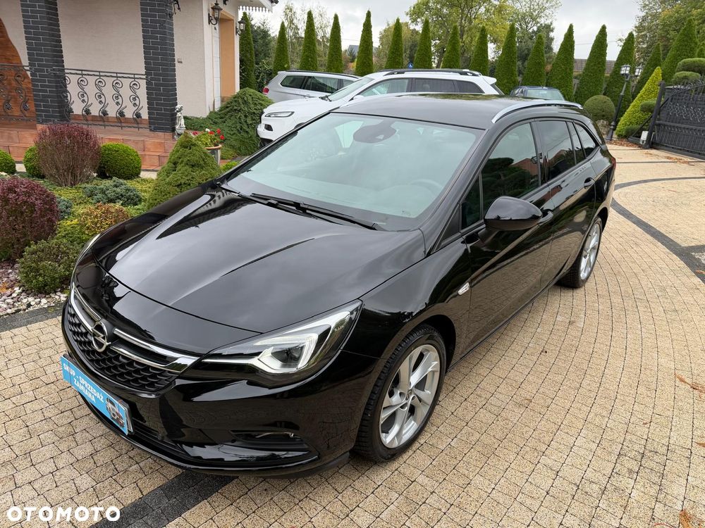 Opel Astra 1.4 Turbo 120 Jahre - 26