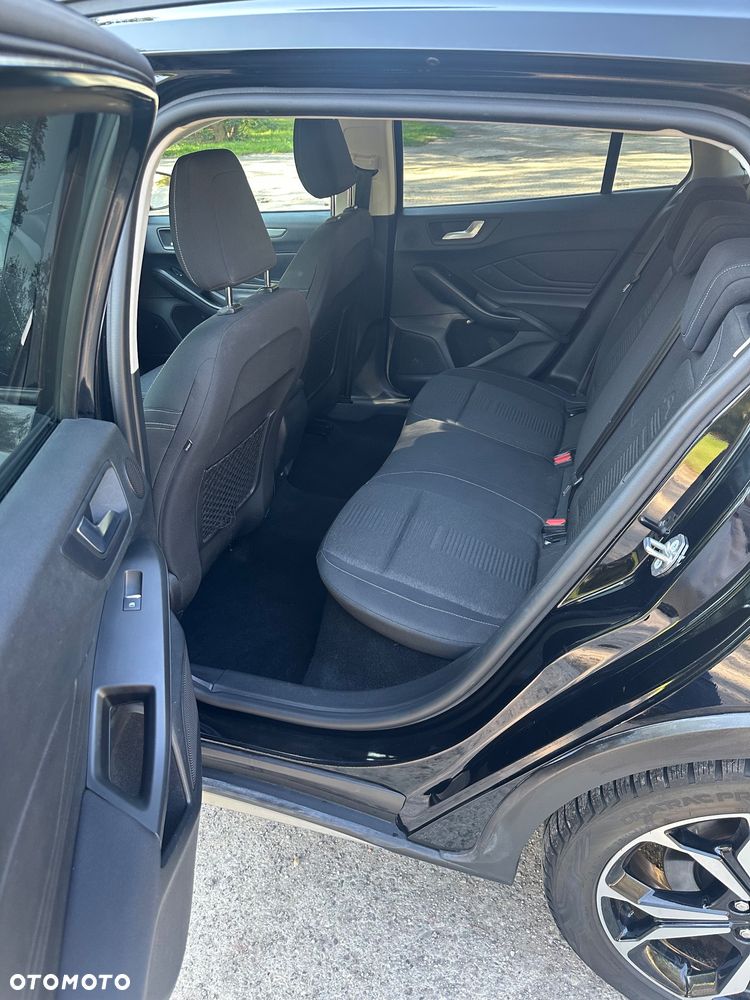 Ford Focus 1.5 EcoBoost Active Business - 9
