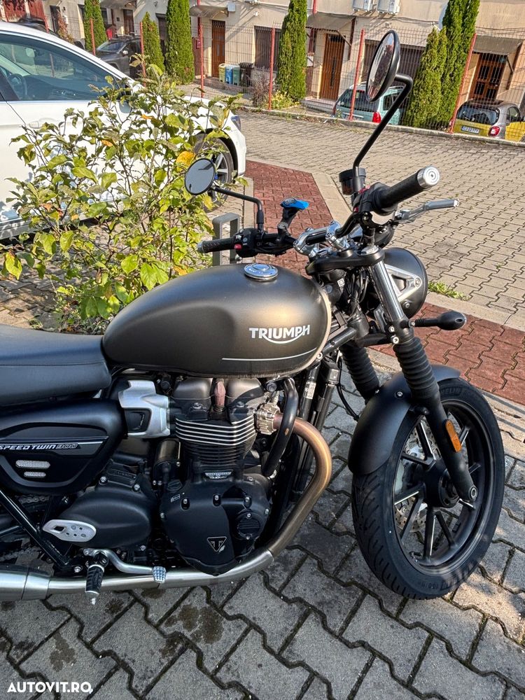 Triumph Speed Twin - 4