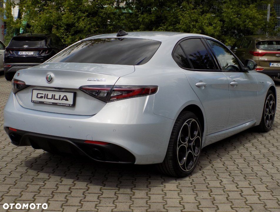 Alfa Romeo Giulia - 9
