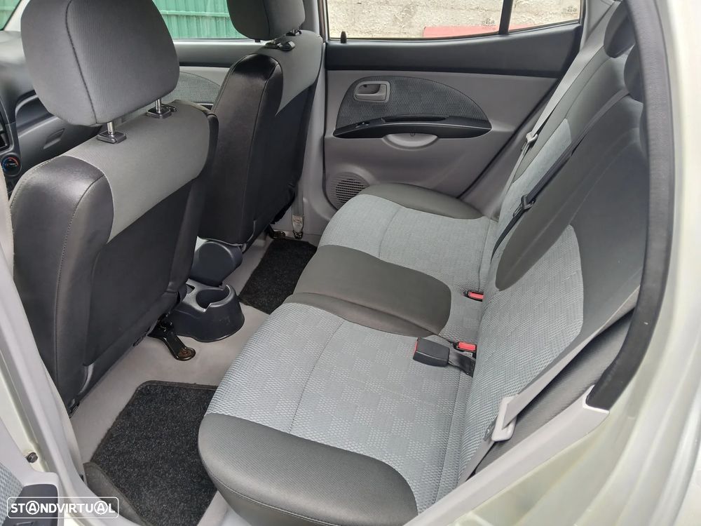 Kia Picanto 1.0L X - 10