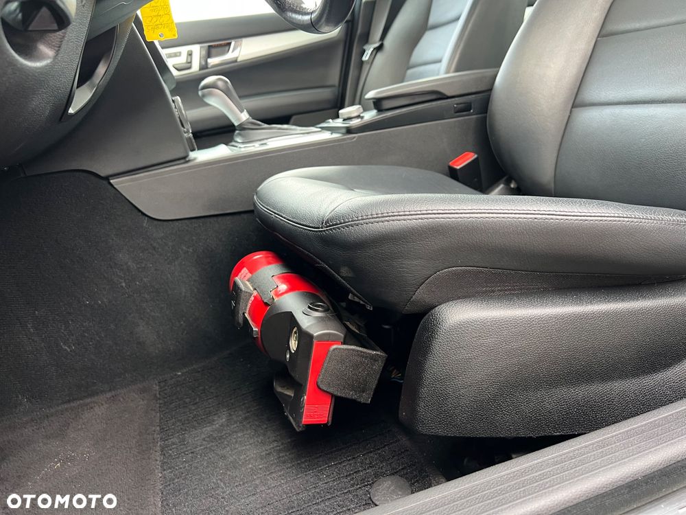 Mercedes-Benz Klasa C - 31