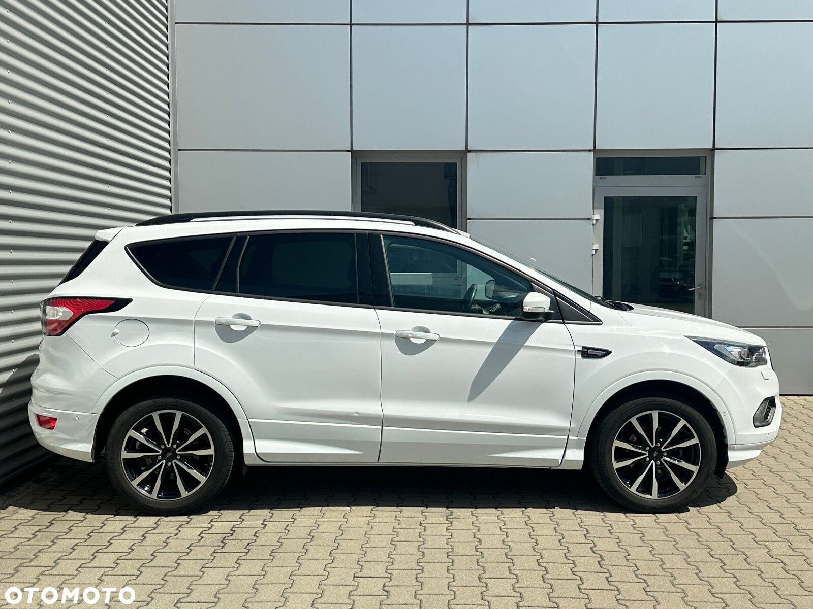 Ford Kuga 1.5 EcoBoost FWD ST-Line ASS GPF - 6