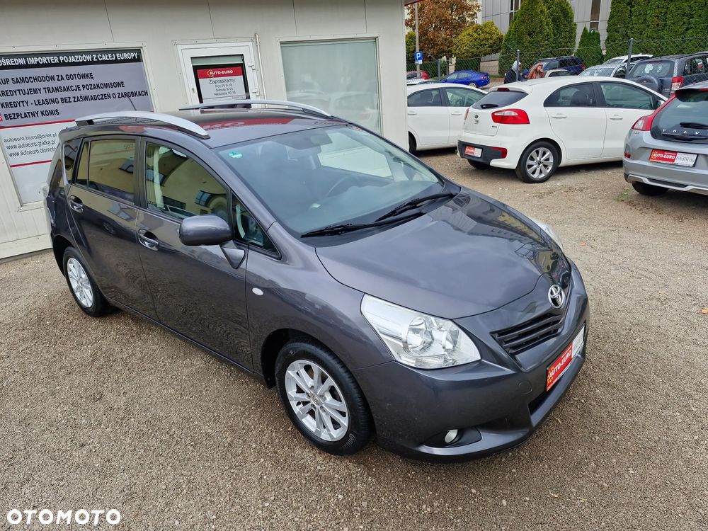 Toyota Verso 09-13 - 9