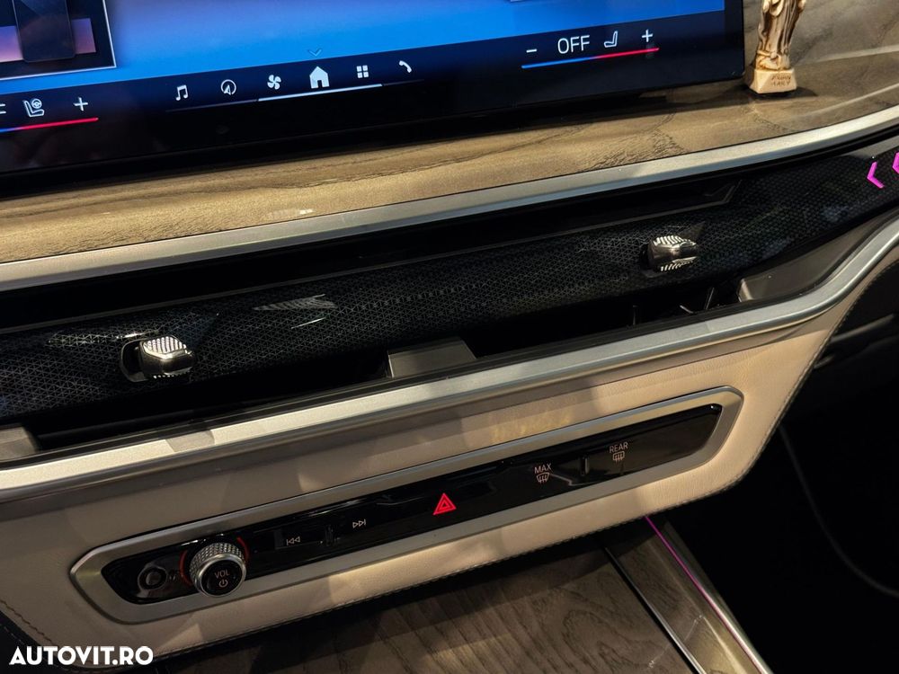 BMW X7 xDrive40d MHEV - 34