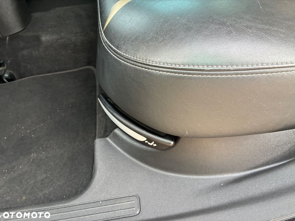 Lancia Delta 1.4 MultiAir 16v Gold - 11