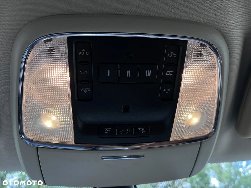 Jeep Grand Cherokee Gr 5.7 V8 Overland - 25