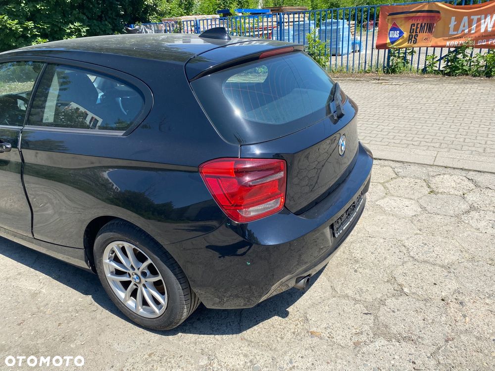 BMW Seria 1 116i - 3