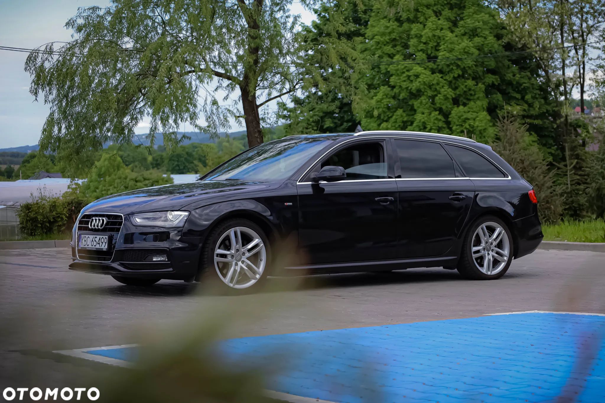 Audi A4 - 1