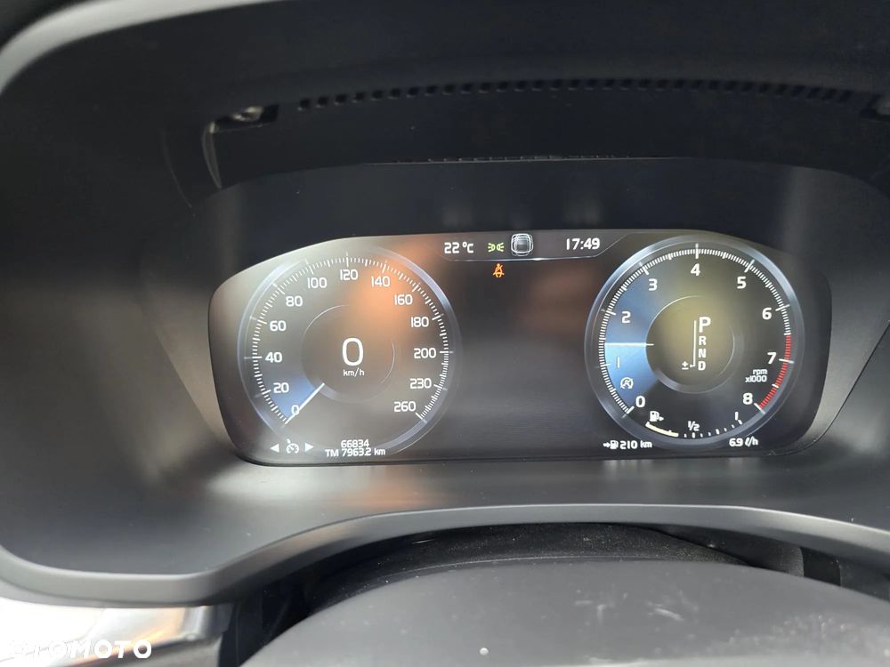 Volvo S60 T5 Momentum Pro - 9