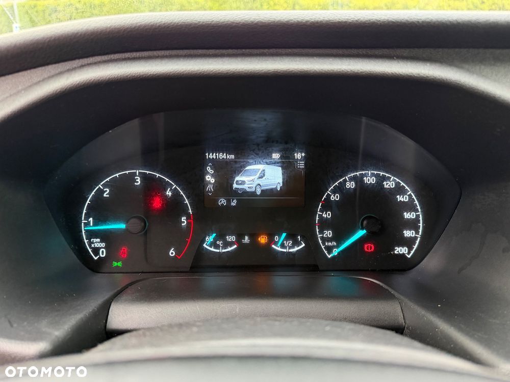 Ford Transit - 29