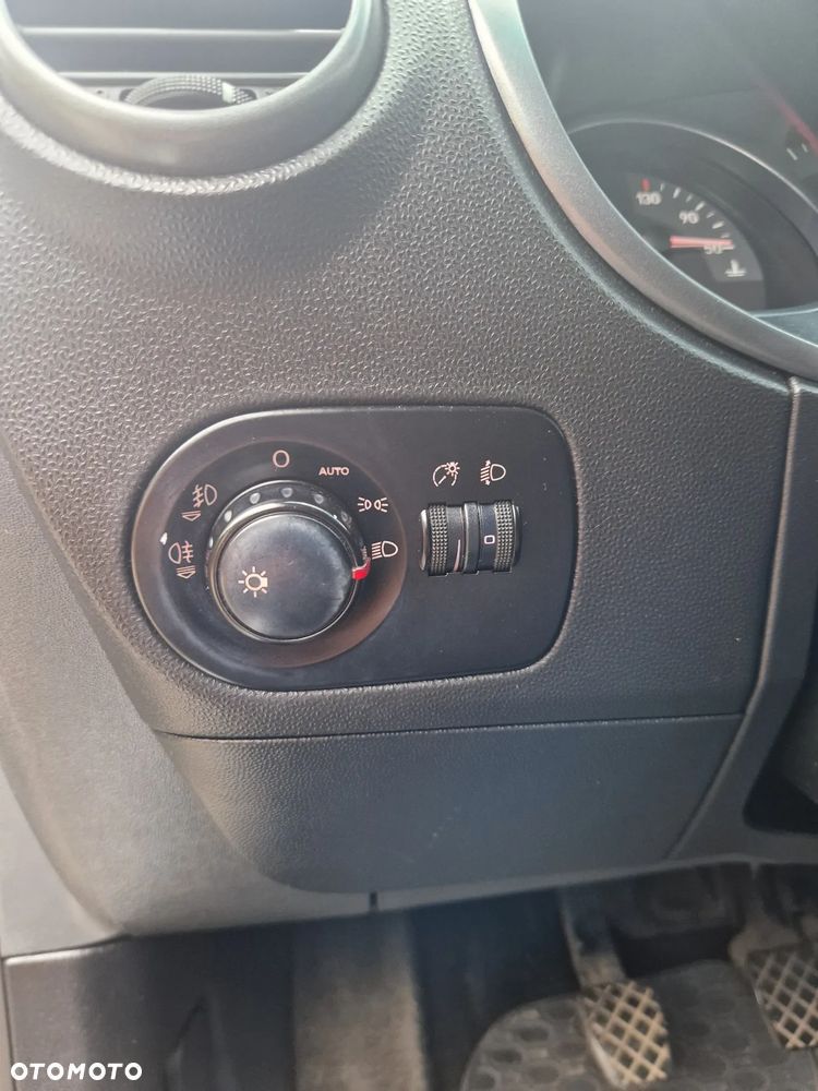 Seat Leon 2.0 TDI Stylance - 12