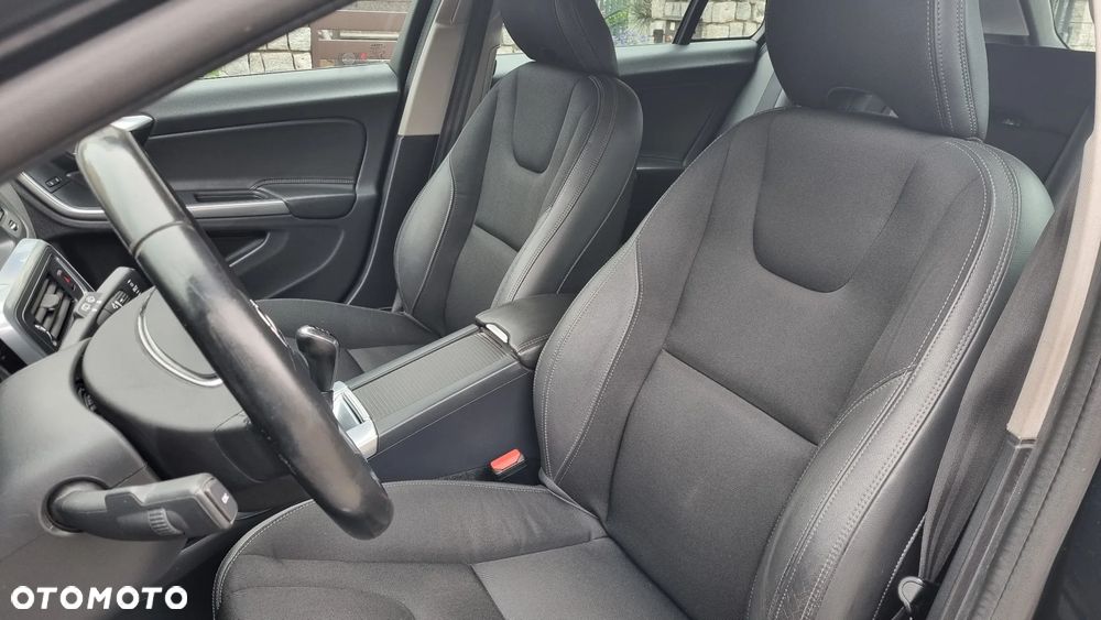 Volvo V60 - 15