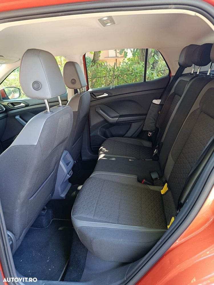Volkswagen T-Cross - 8