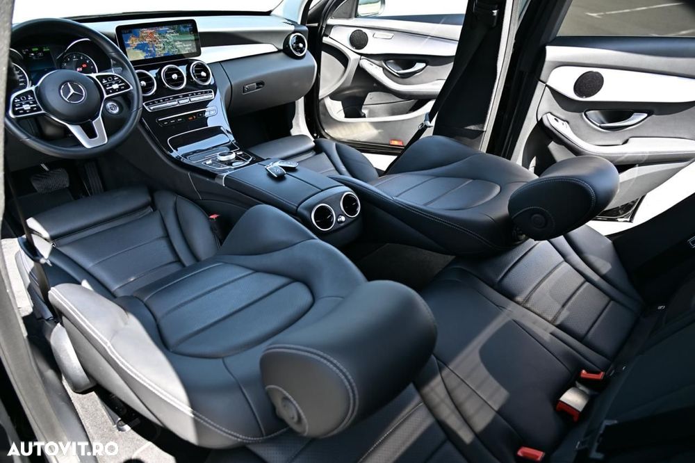 Mercedes-Benz C - 19