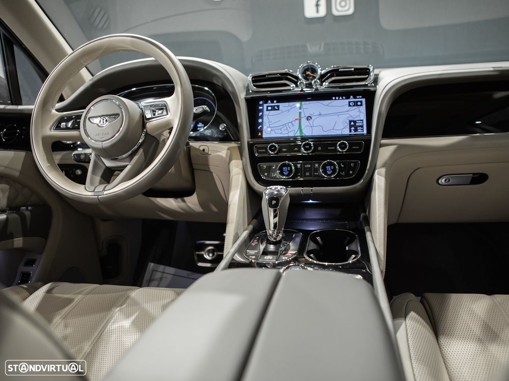Bentley Bentayga V8 S - 39
