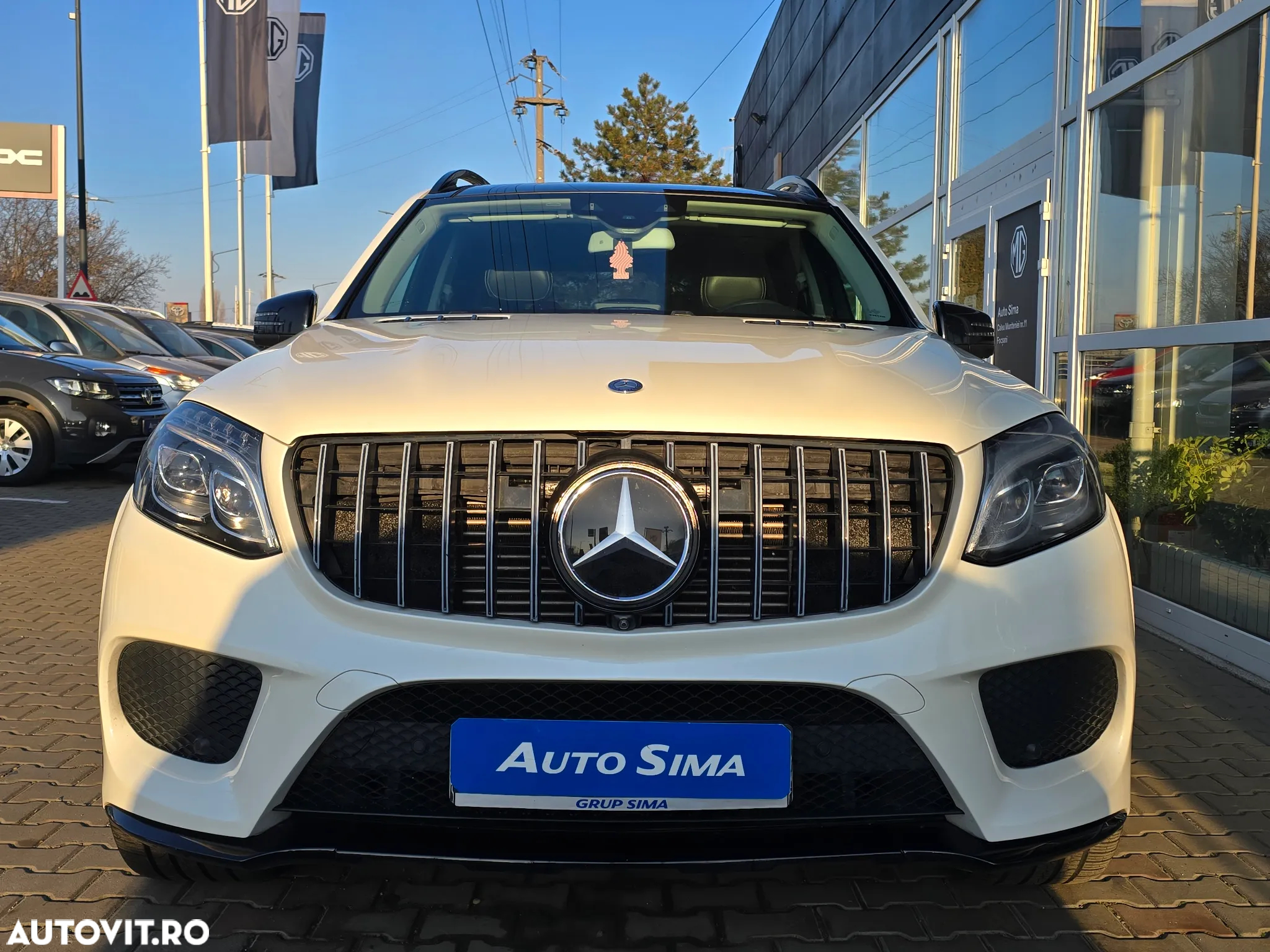 Mercedes-Benz GLS - 3