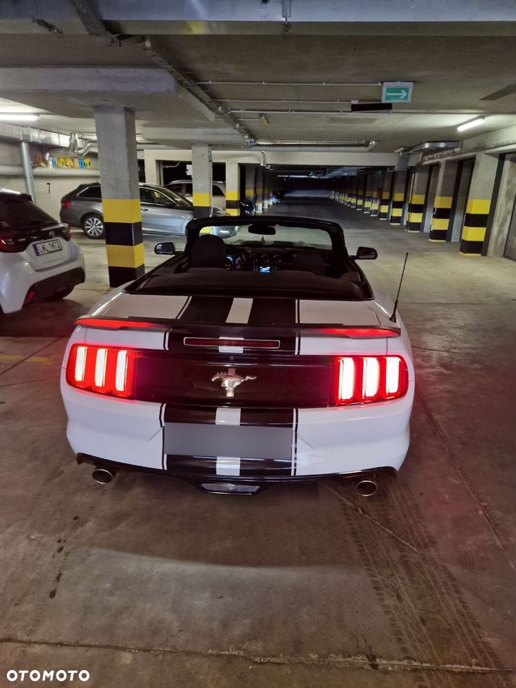 Ford Mustang - 13
