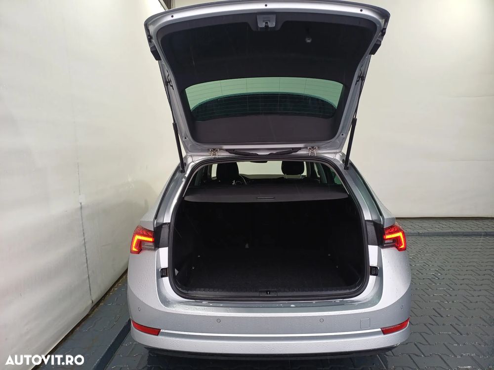 Skoda Octavia 2.0 TDI DSG Style - 40