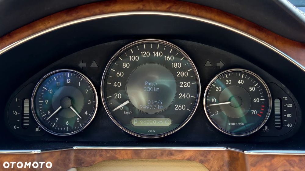 Mercedes-Benz CLS 500 - 23