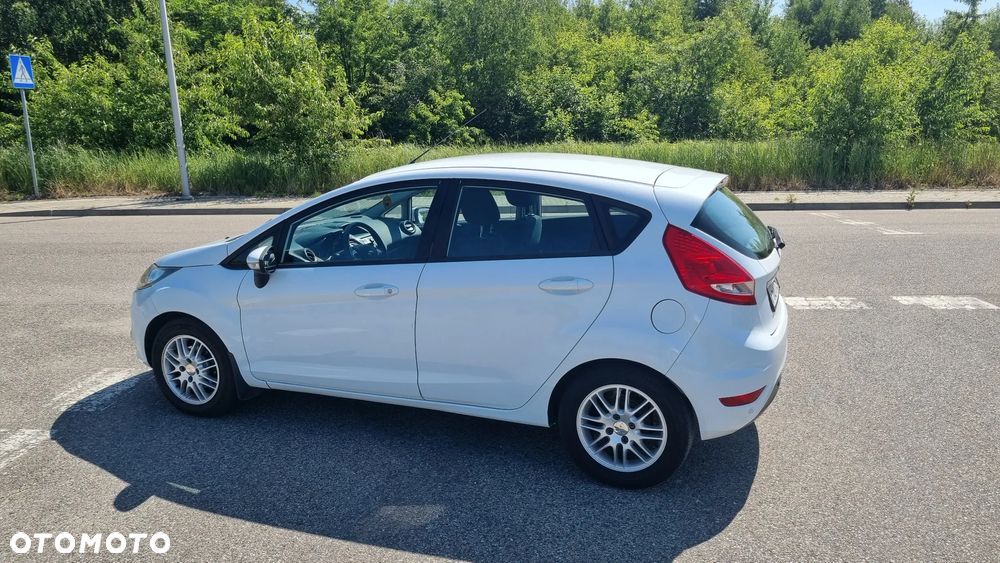 Ford Fiesta - 8