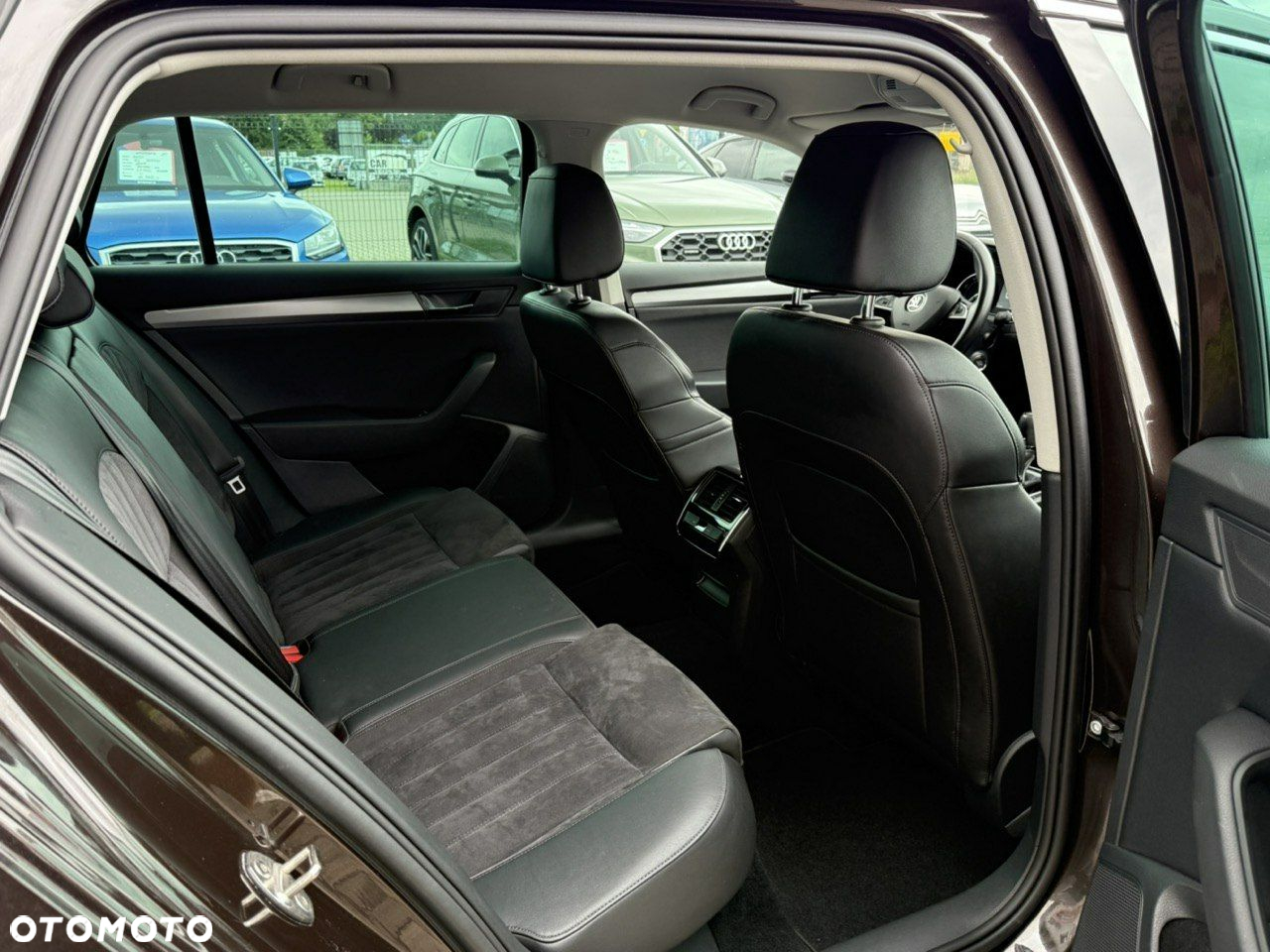 Skoda Superb Combi 1.4 TSI ACT DSG Style - 19