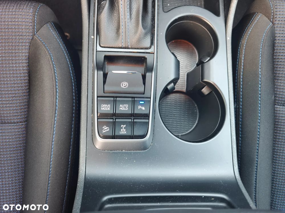 Hyundai Tucson 2.0 CRDI 4WD Automatik Style - 17