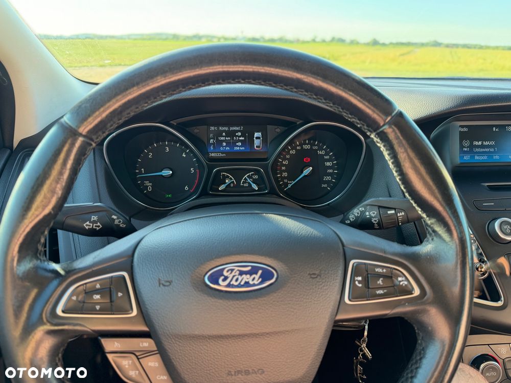 Ford Focus 1.5 TDCi SYNC Edition - 18