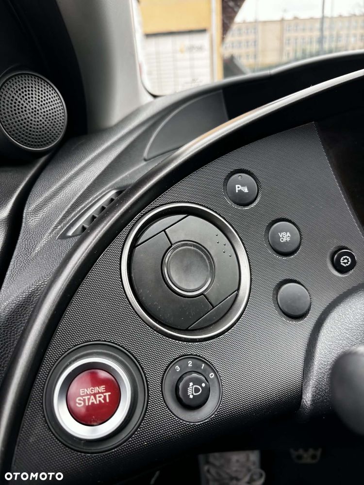 Honda Civic 1.8 Sport - 14