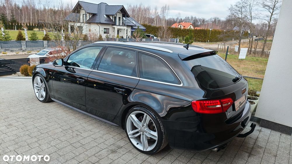 Audi A4 Avant 2.0 TDI DPF S line Sportpaket - 40
