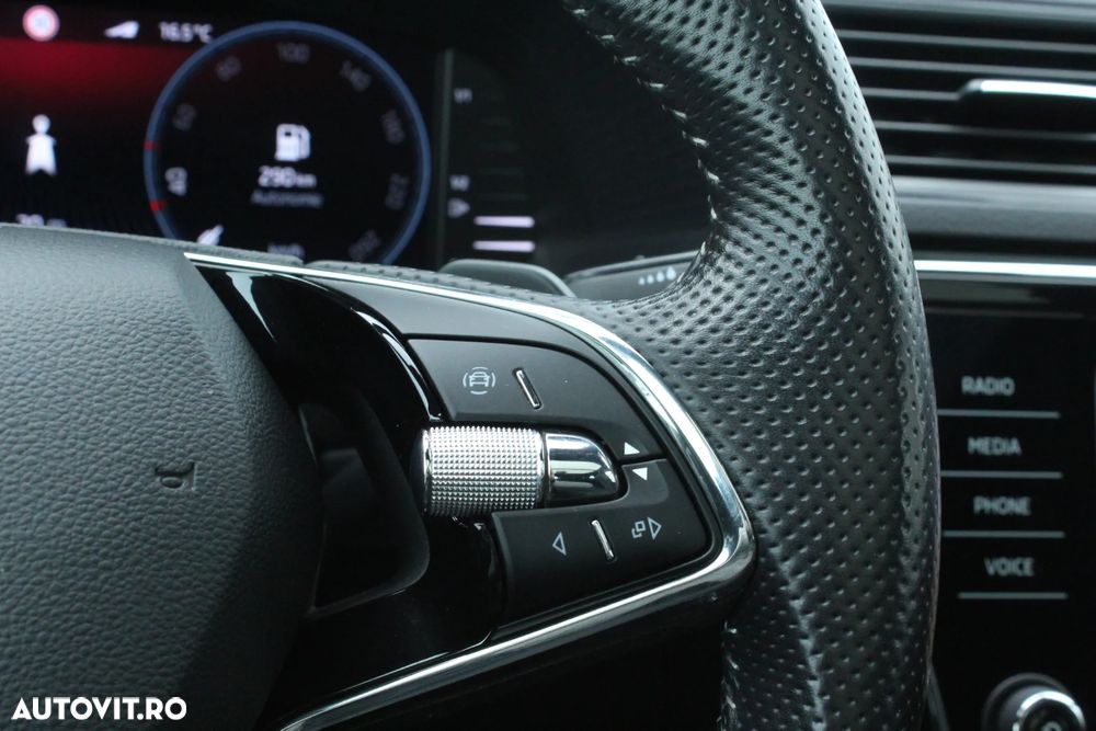 Skoda Superb 1.5 TSI DSG Sportline - 28