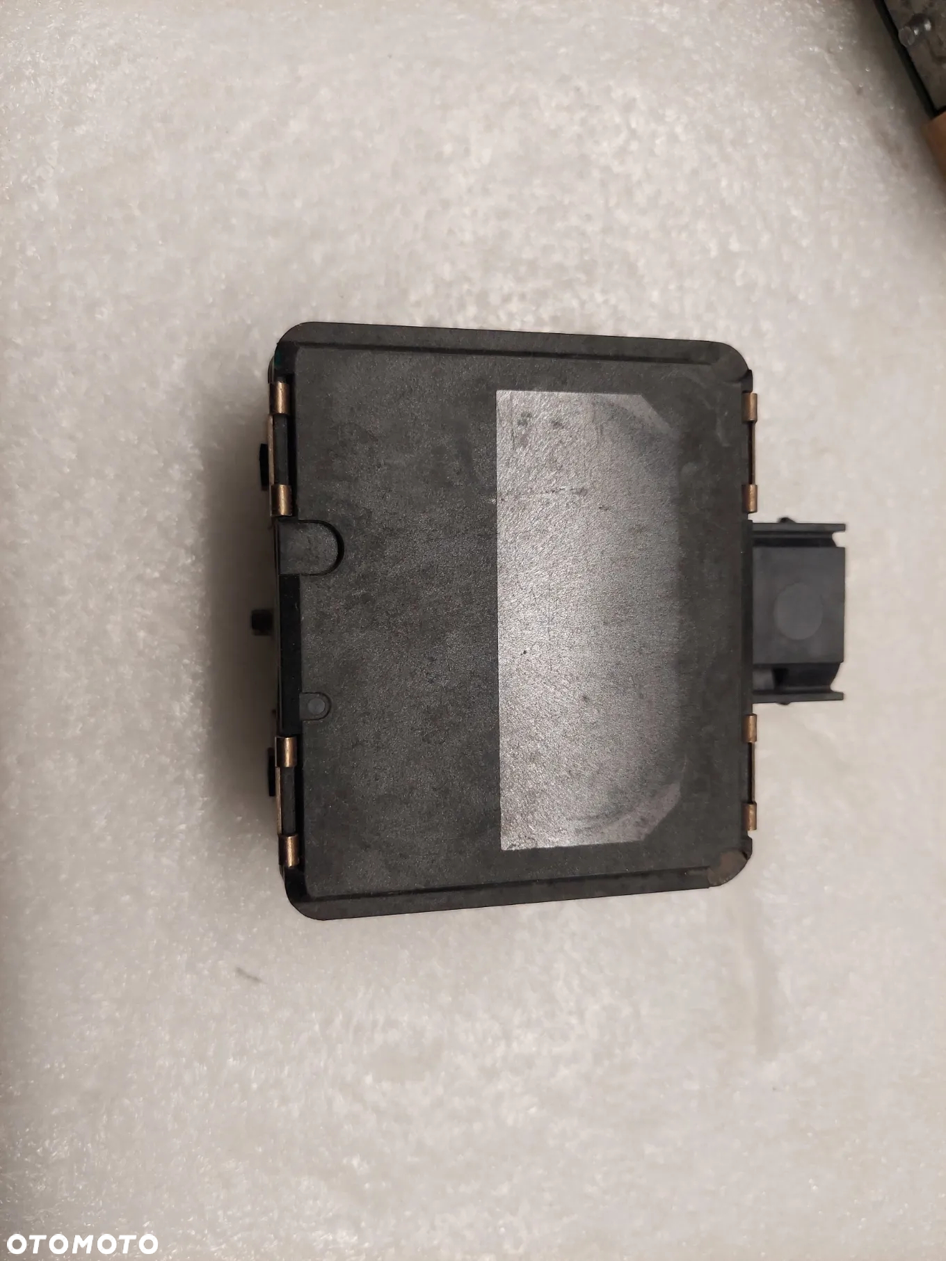 TESLA X S distronic radar sensor 0203300565 - 2