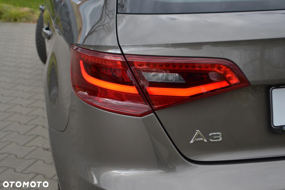 Audi A3 Sportback - 11