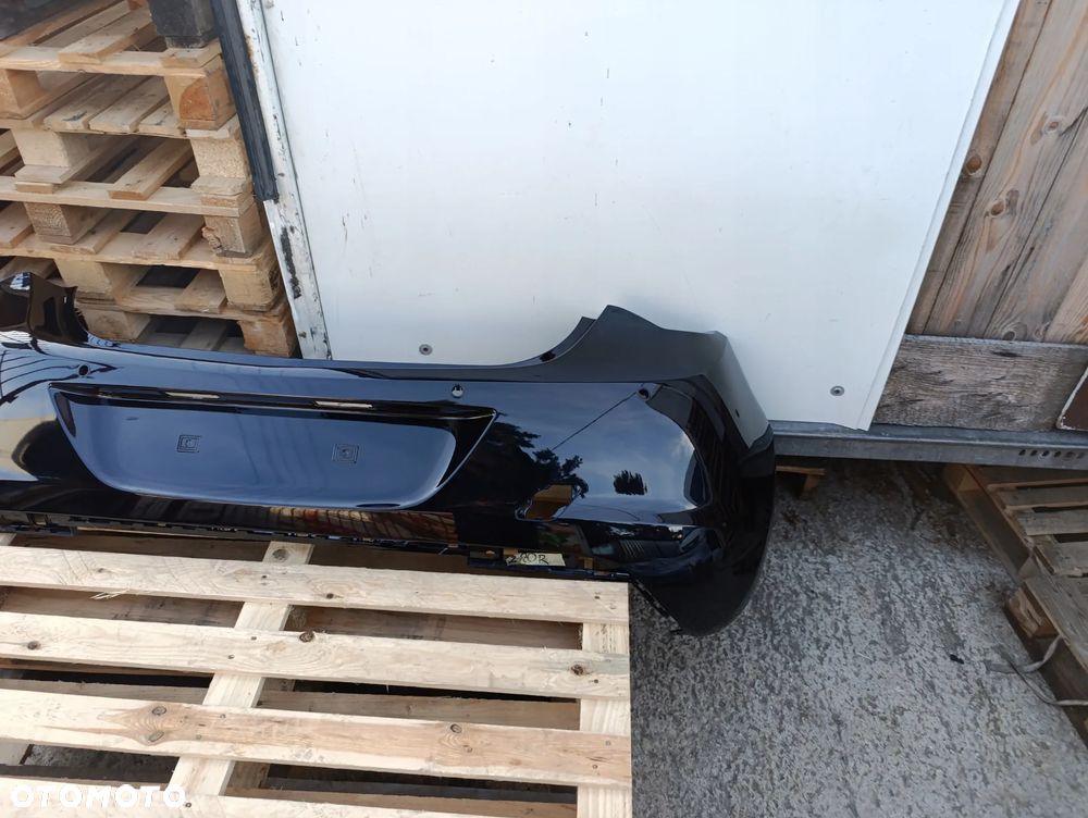 zderzak tył tylny opel astra j przedlift do 06.11r x4 pdc pod czujniki hb hatchback Y40R Z22C GAR Z190 GWH Z187 GWA Z40R GAZ GCW Z186 Z41C GOP Z22A GEU Z20Z GEK Z21Y GEP Z177 GAL Z176 GAN GBM Z12U Z22S GWJ Z20R GBG Z50H GCS Z40Y 55U Z179 GEV Z30K GAY Z50B 63U GBH Z40Q AJU GWD Z161V Z162 GWE Z41E G6R Z30V Z30Q GOK 2GU Z50C Z22N GU3 Z22M GOL Z20Z z474 Z41V - 4