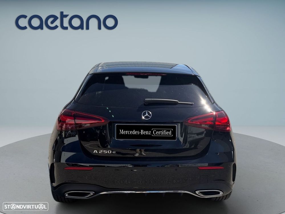 Mercedes-Benz A 250 e - 4