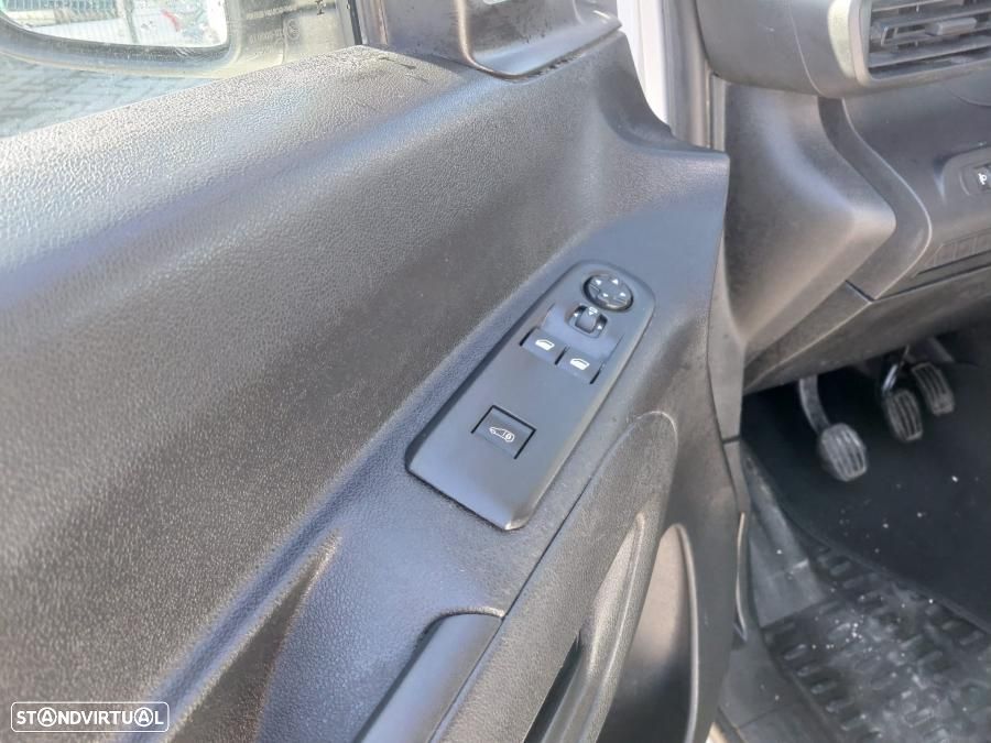 Peugeot Partner 1.5 BlueHDi 100 - 7