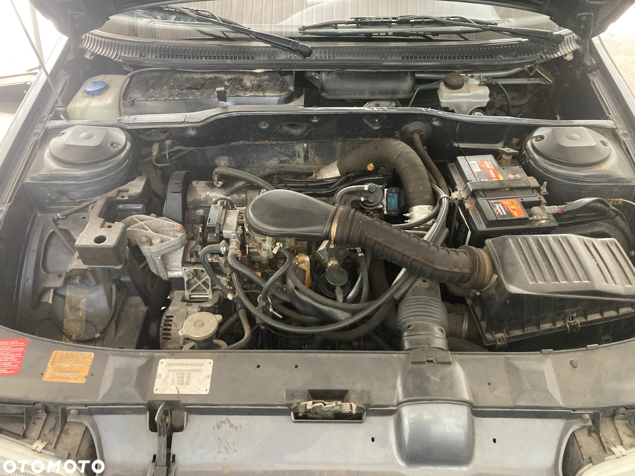 Peugeot 405 1.6 SR - 10