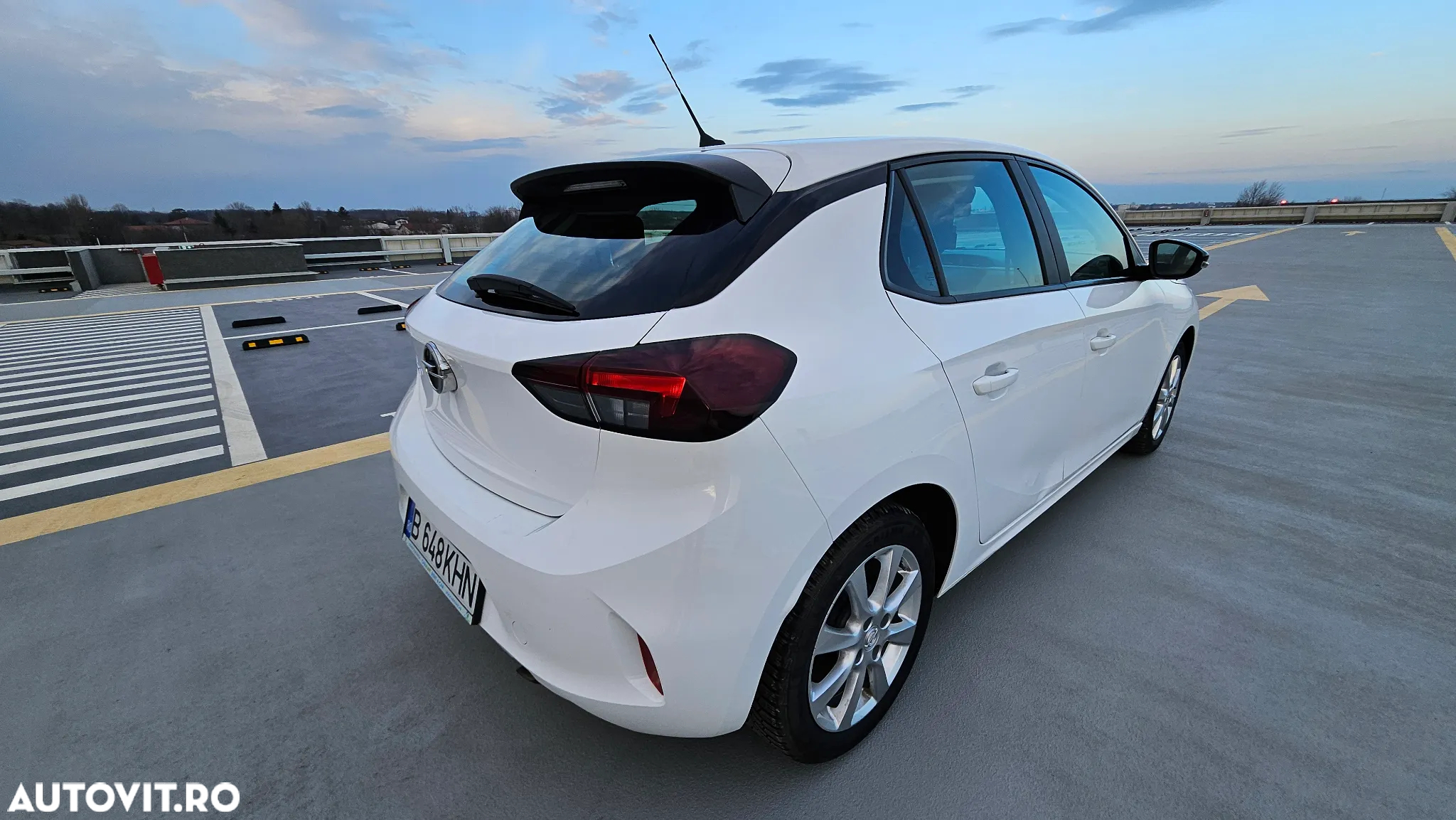 Opel Corsa 1.2 Turbo Start/Stop Elegance - 8