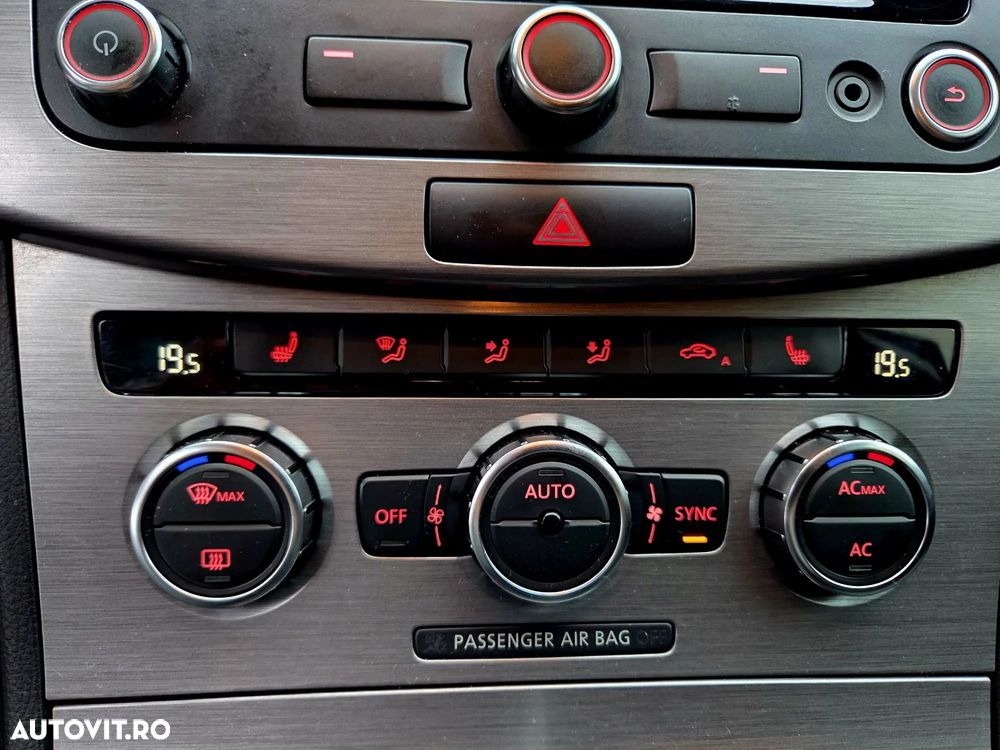 Volkswagen Passat 2.0 Blue TDI SCR Comfortline - 6