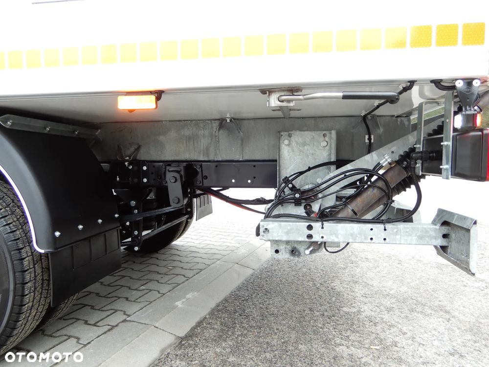 Iveco DAILY 50C18 Chłodnia -20*C+30*C WINDA ZAŁADOWCZA 1000 Kg Udźwigu DHOLLANDIA Boczne Drzwi Agregat Zasilany Na Postoju V230  Funkcja Grzania WZMACNIANY Rozstaw Osi 4100 mm Stan Auta Jak Nowy POLECAM - 23