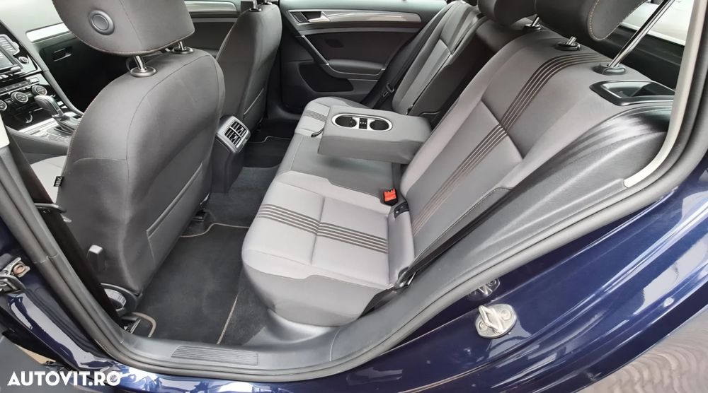 Volkswagen Golf 1.6 TDI DSG Highline - 4