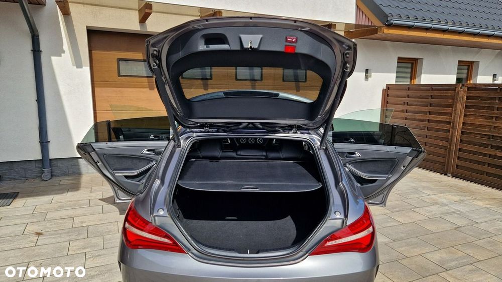 Mercedes-Benz CLA - 9