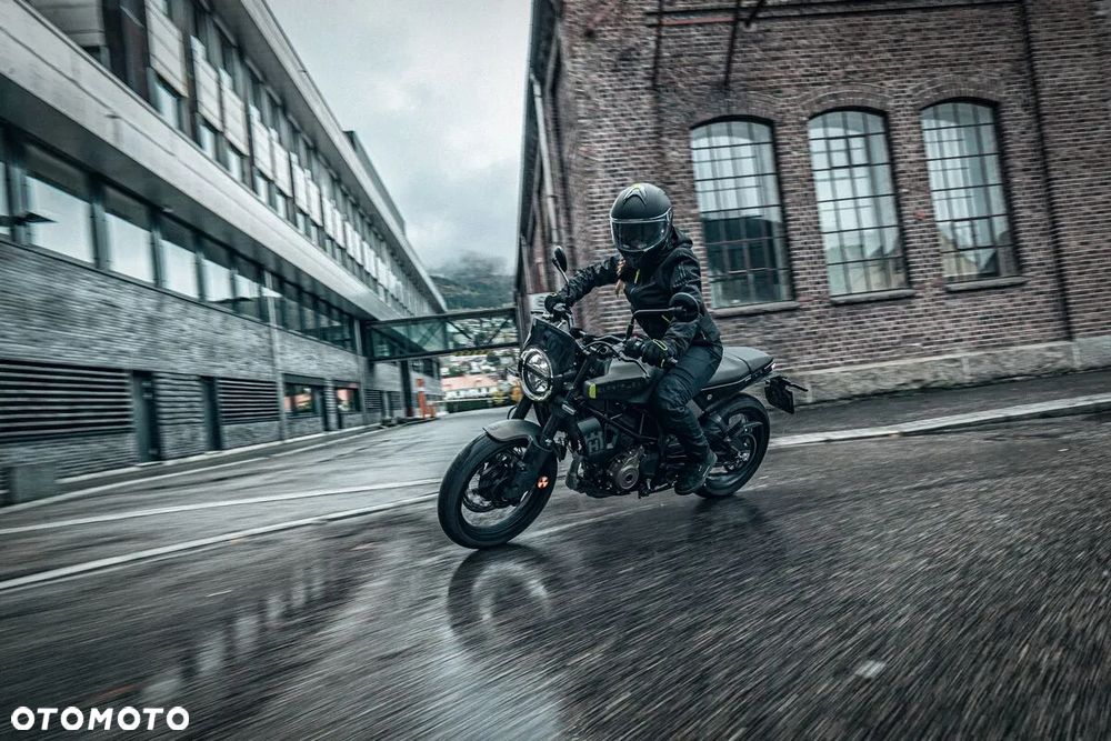 Husqvarna Svartpilen - 6