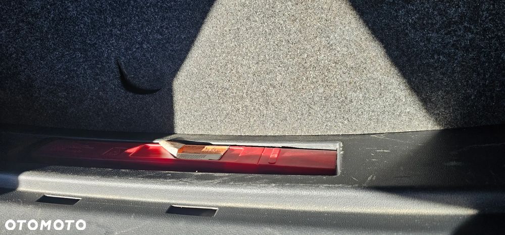 Skoda RAPID 1.2 TSI Edition - 14