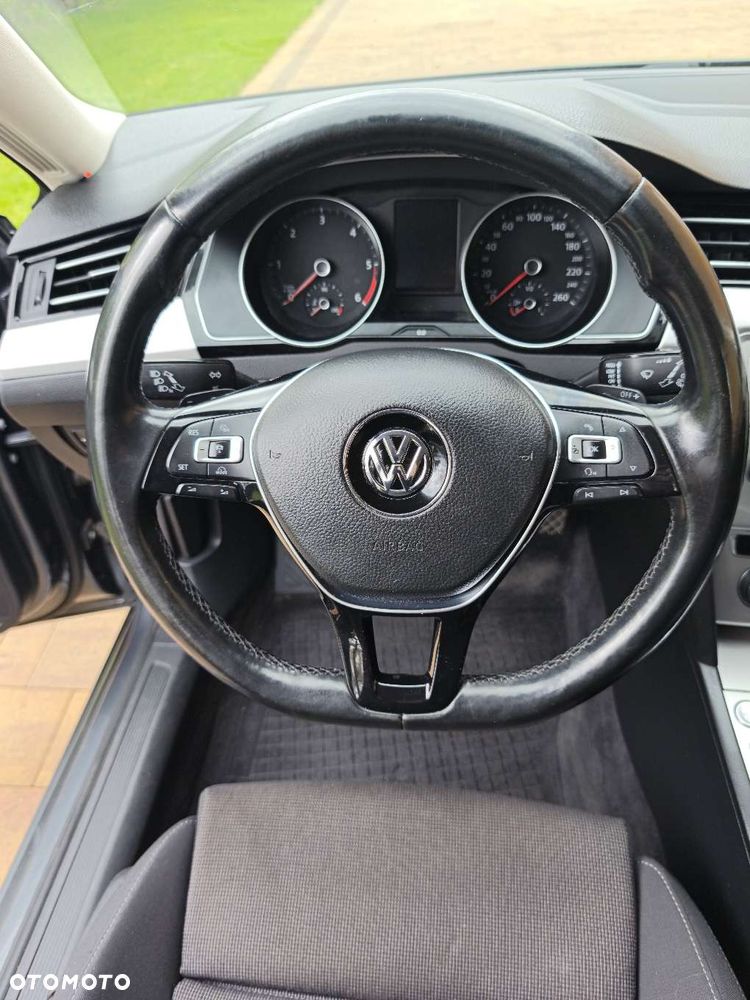 Volkswagen Passat 2.0 TDI BMT Comfortline DSG7 - 16
