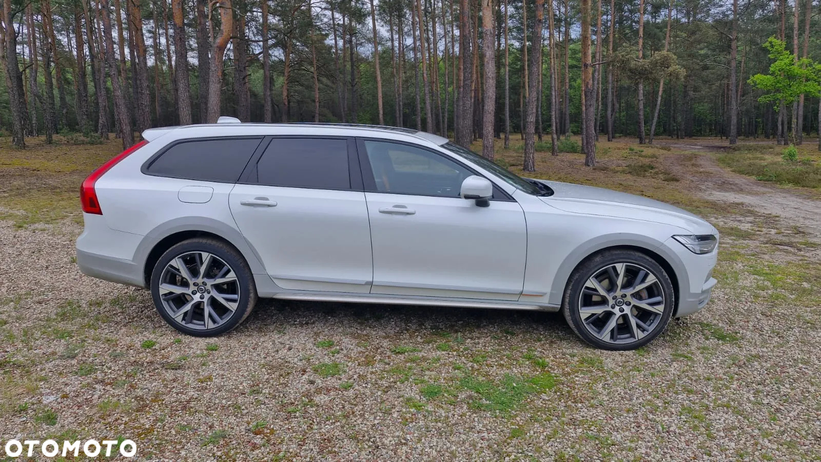 Volvo V90 - 40