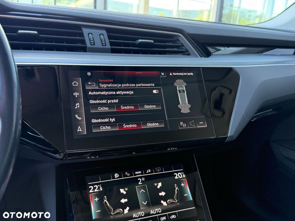 Audi e-tron - 30