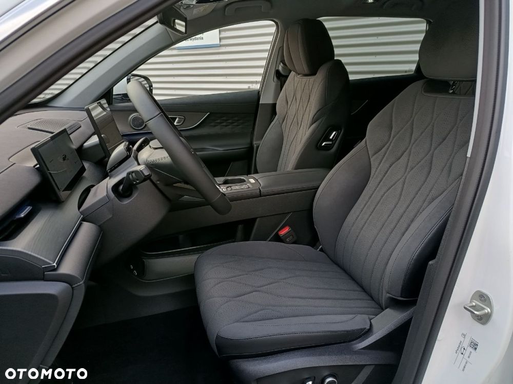 Chery Tiggo 8 1.5 T-GDI Super Hybrid Prestige DCT - 12